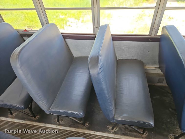 image for item EB8036 2003 Freightliner 65PA school bus