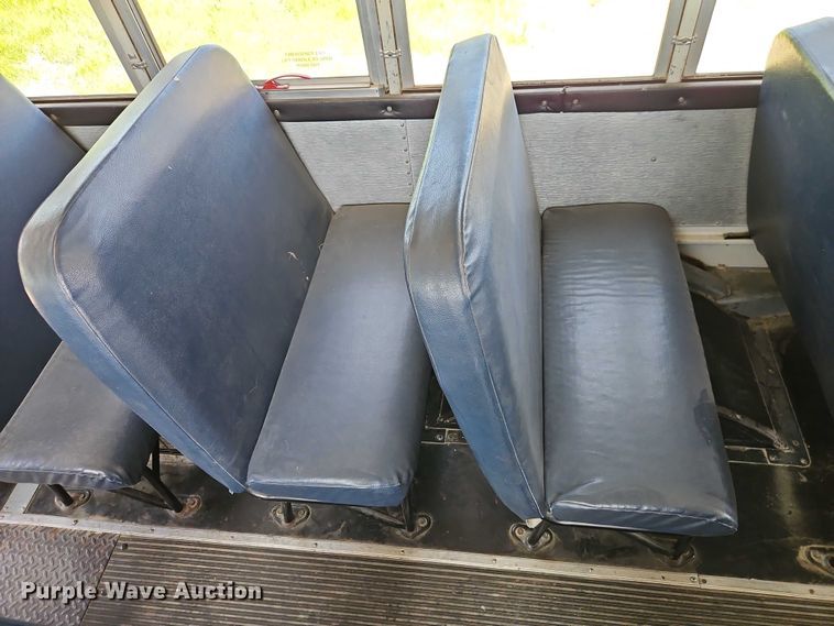 image for item EB8036 2003 Freightliner 65PA school bus