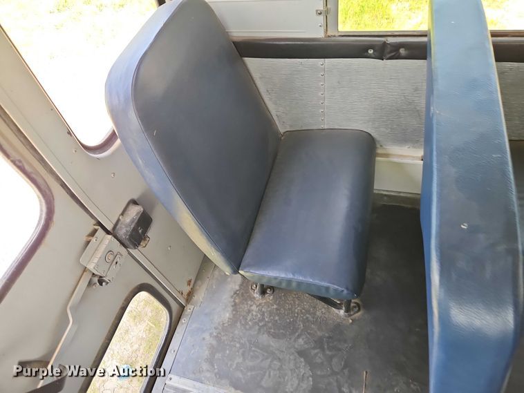 image for item EB8036 2003 Freightliner 65PA school bus
