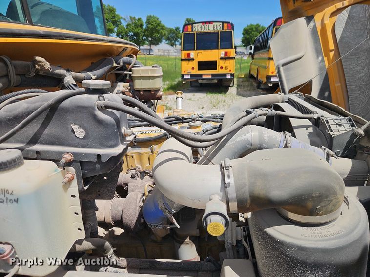 image for item EB8036 2003 Freightliner 65PA school bus