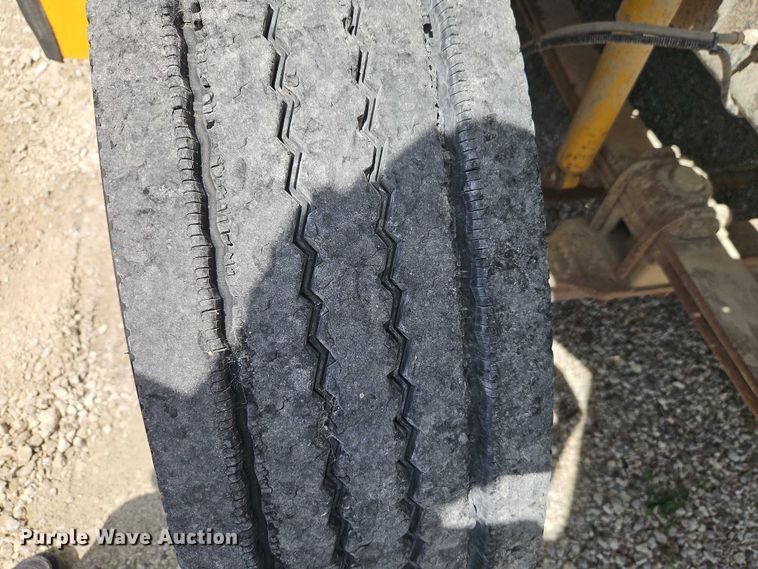 image for item EB8036 2003 Freightliner 65PA school bus