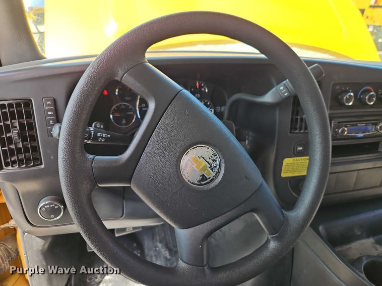 image for item EB8037 2011 Chevrolet Express school bus