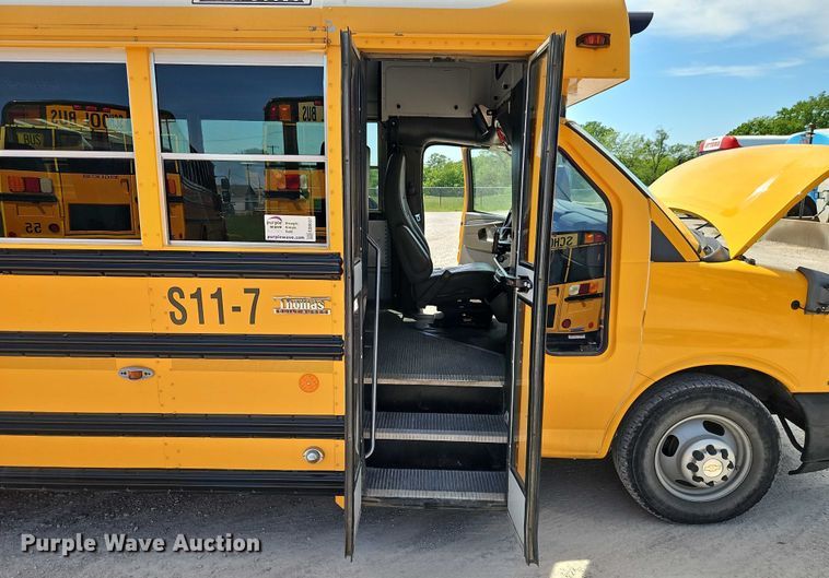 image for item EB8037 2011 Chevrolet Express school bus