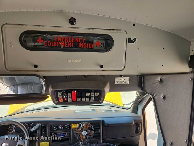 image for item EB8037 2011 Chevrolet Express school bus