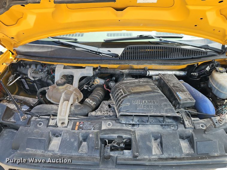 image for item EB8037 2011 Chevrolet Express school bus