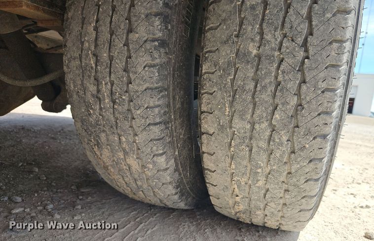 image for item EB8037 2011 Chevrolet Express school bus