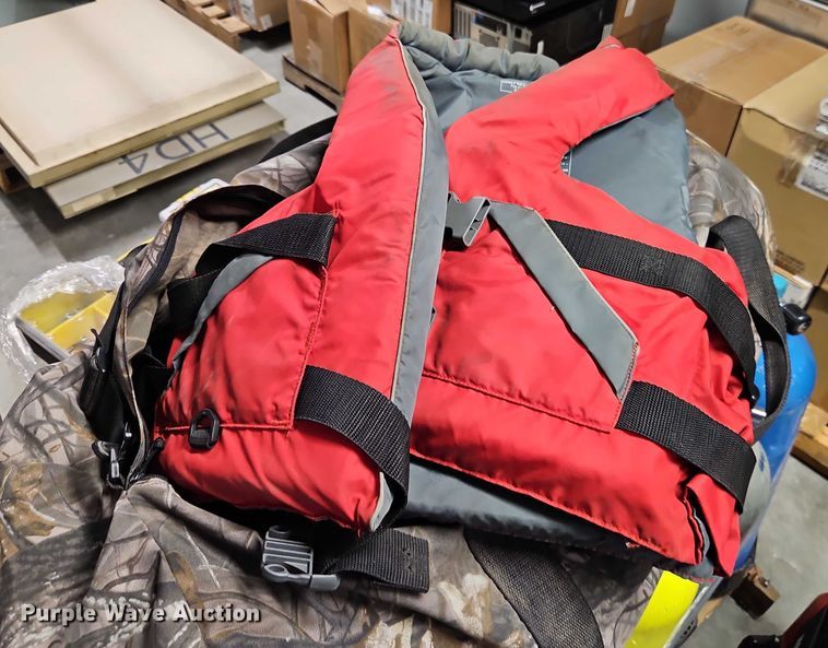 image for item EB8058 Scuba diving equipment