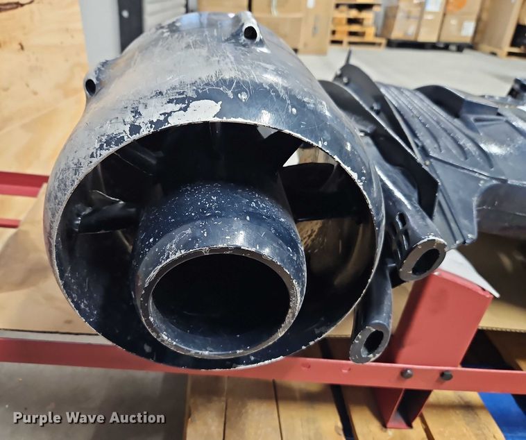 image for item EB8059 Evinrude E40DRLSCB engine