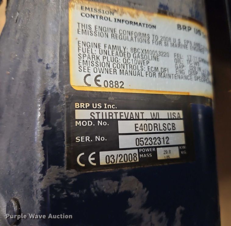 image for item EB8059 Evinrude E40DRLSCB engine