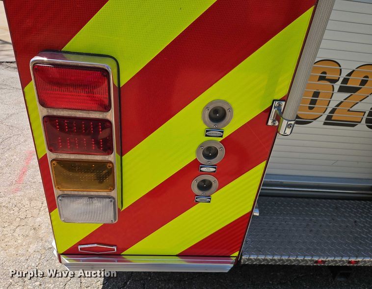 image for item EB8061 2010 International MA035 pumper fire truck