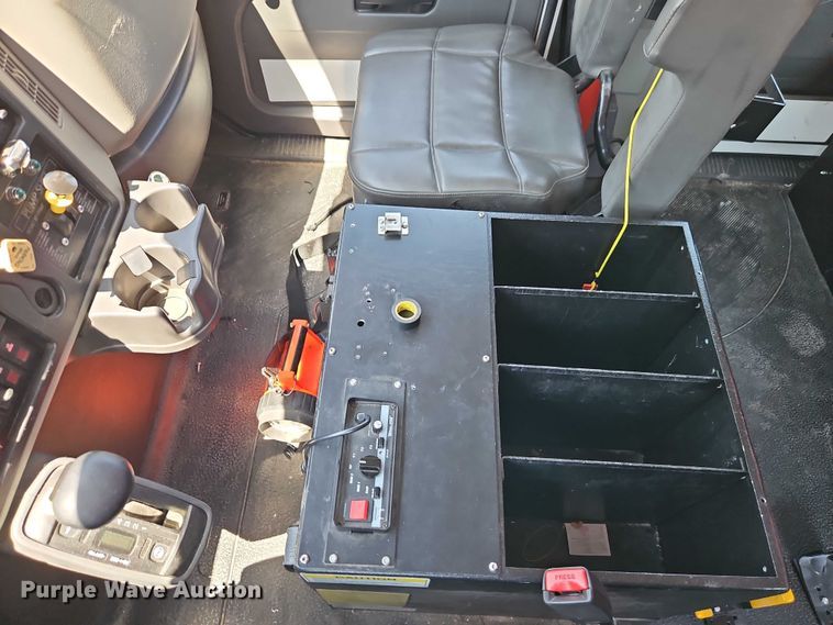 image for item EB8061 2010 International MA035 pumper fire truck