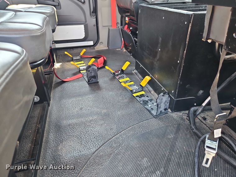 image for item EB8061 2010 International MA035 pumper fire truck