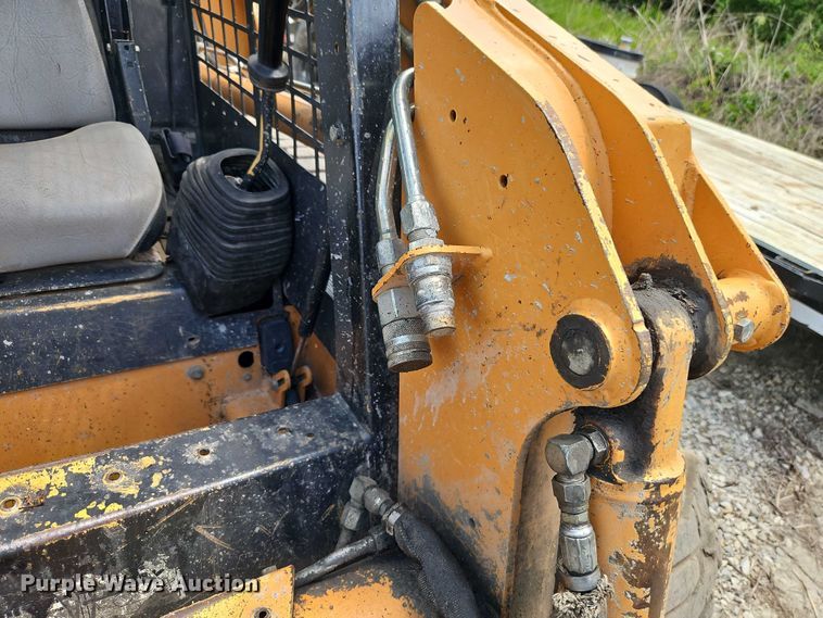 image for item EB8063 2004 Case 70XT skid steer loader
