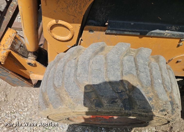 image for item EB8063 2004 Case 70XT skid steer loader