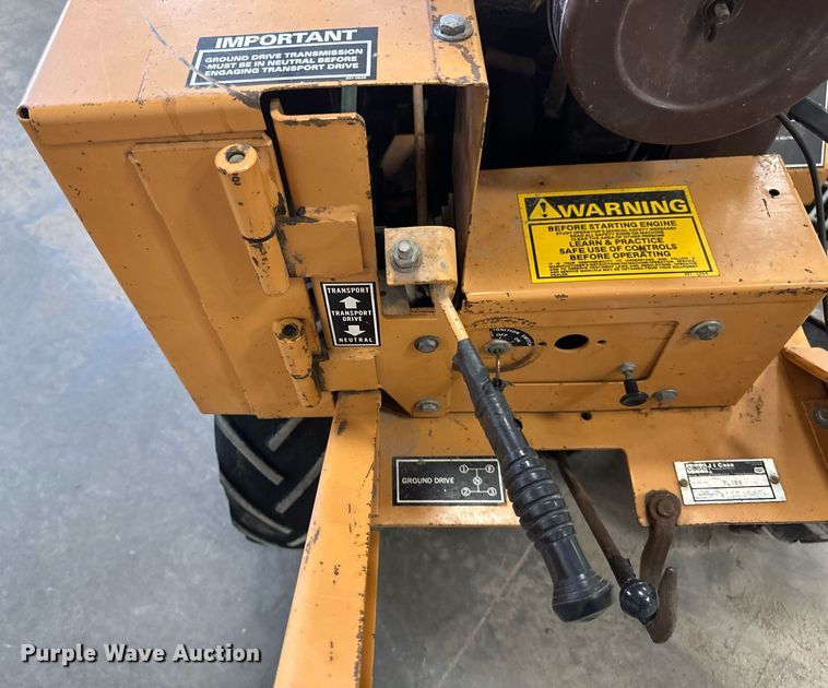 image for item EC2383 1987 Case TL100 trencher