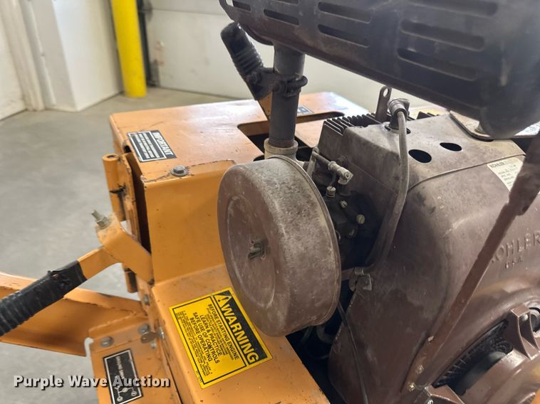 image for item EC2383 1987 Case TL100 trencher