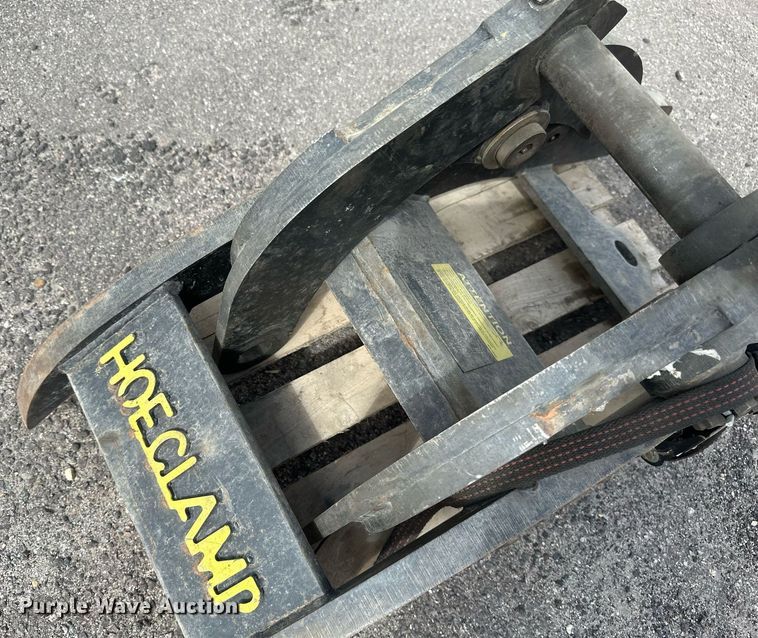 image for item EC2384 Amulet Hoe Clamp excavator thumb