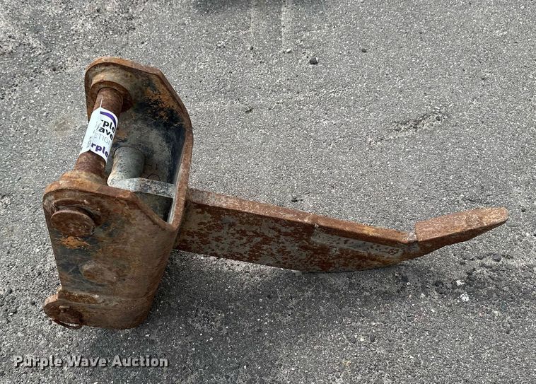 image for item EC2385 Excavator ripper