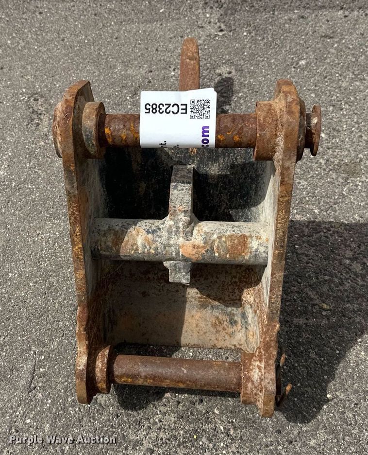 image for item EC2385 Excavator ripper