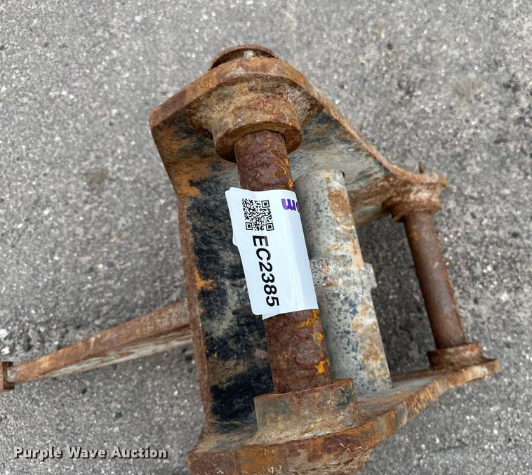 image for item EC2385 Excavator ripper