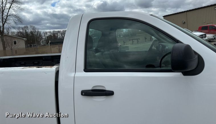 image for item EC2390 2008 Chevrolet Silverado 1500 pickup truck