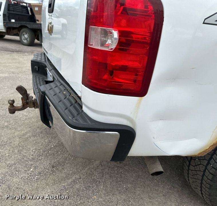 image for item EC2390 2008 Chevrolet Silverado 1500 pickup truck