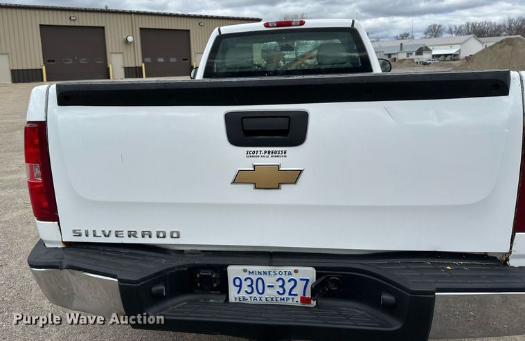image for item EC2390 2008 Chevrolet Silverado 1500 pickup truck