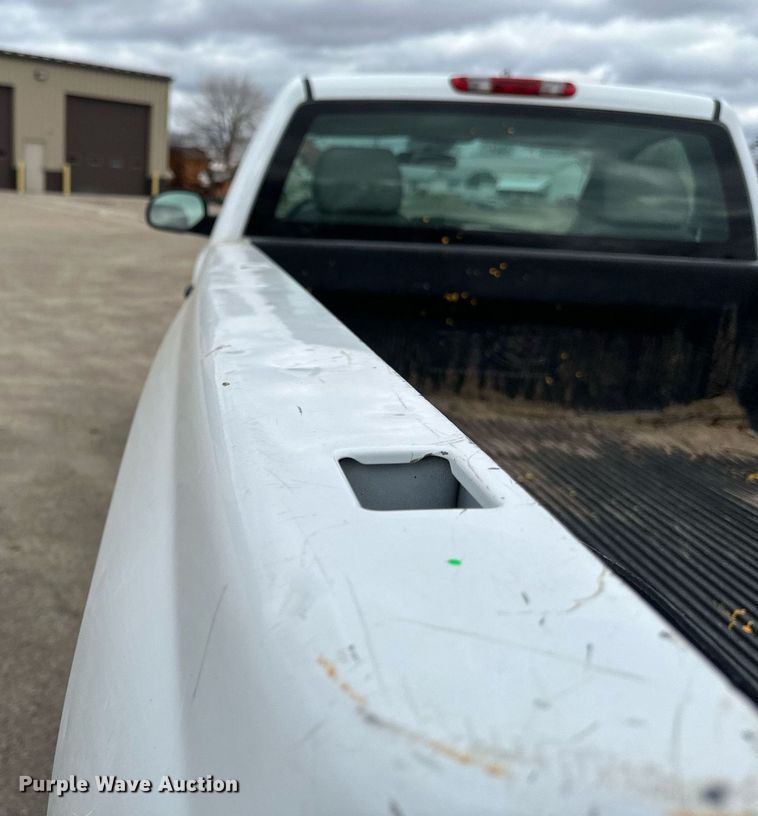 image for item EC2390 2008 Chevrolet Silverado 1500 pickup truck