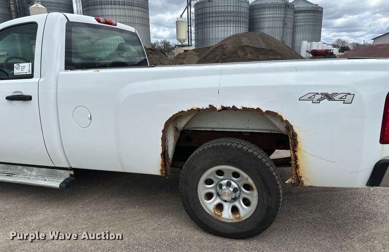 image for item EC2390 2008 Chevrolet Silverado 1500 pickup truck