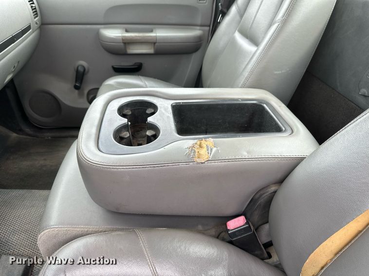 image for item EC2390 2008 Chevrolet Silverado 1500 pickup truck