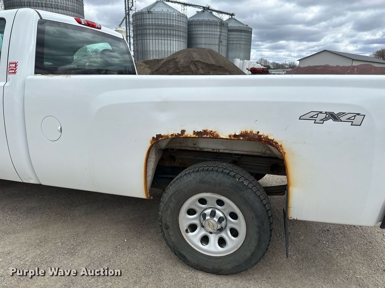 image for item EC2391 2012 Chevrolet Silverado 1500 pickup truck