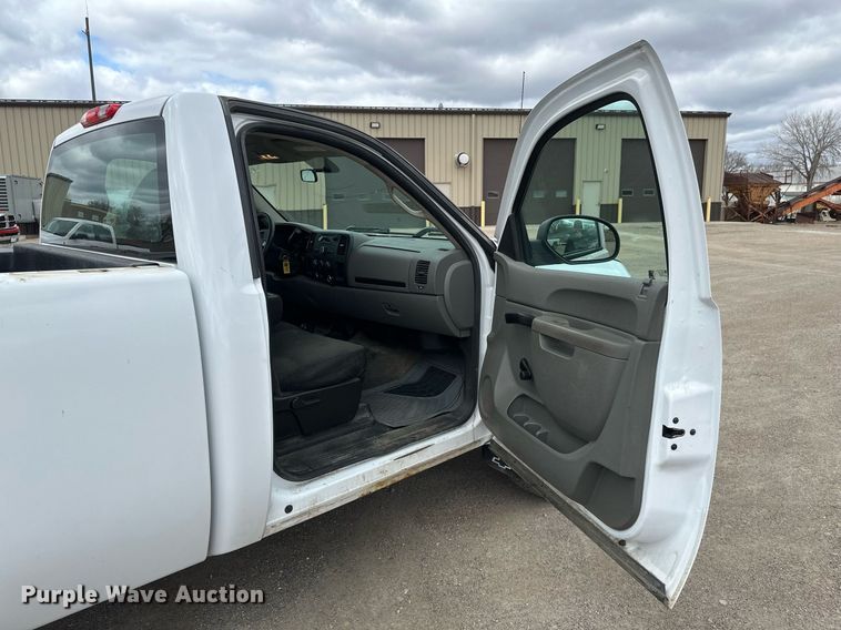 image for item EC2391 2012 Chevrolet Silverado 1500 pickup truck