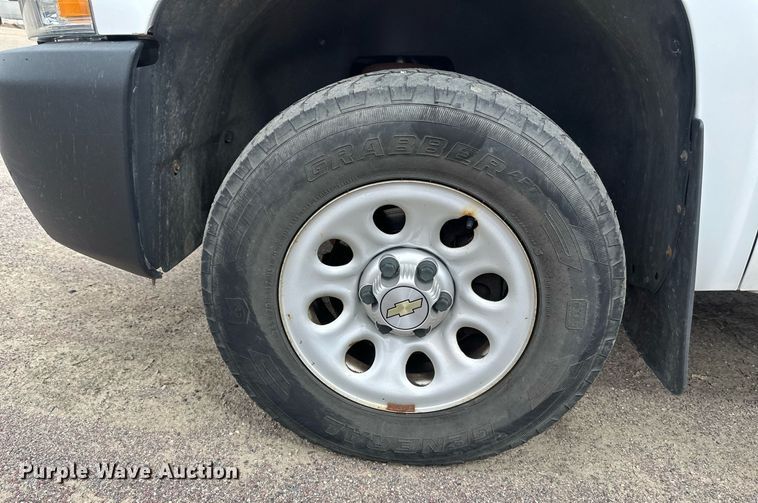 image for item EC2391 2012 Chevrolet Silverado 1500 pickup truck