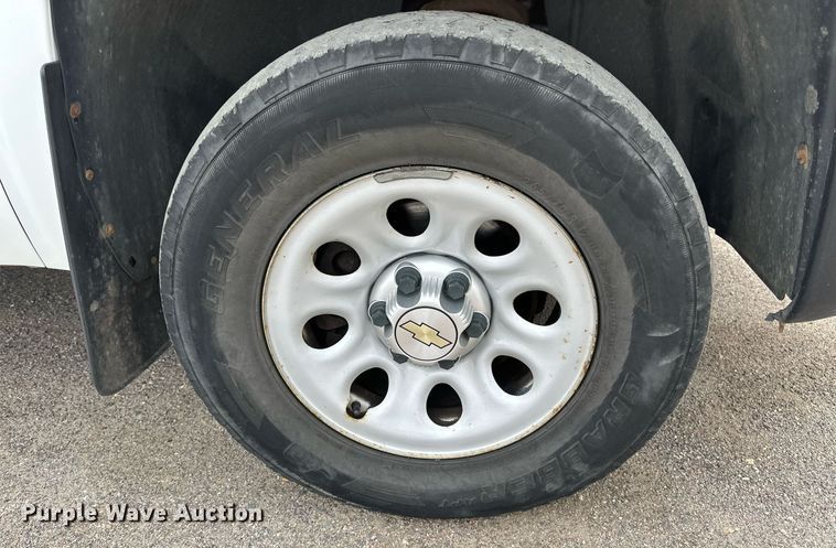 image for item EC2391 2012 Chevrolet Silverado 1500 pickup truck