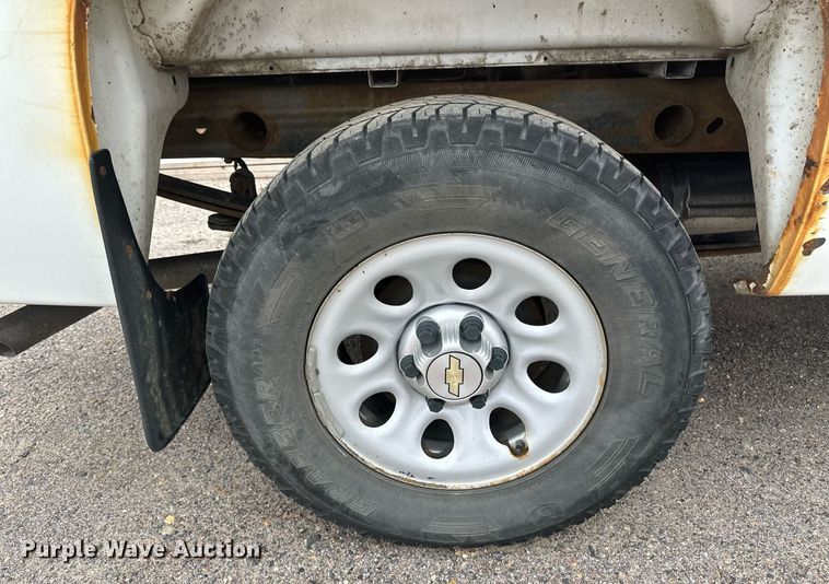 image for item EC2391 2012 Chevrolet Silverado 1500 pickup truck