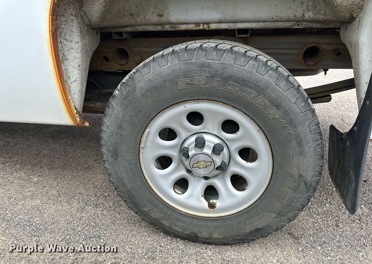 image for item EC2391 2012 Chevrolet Silverado 1500 pickup truck