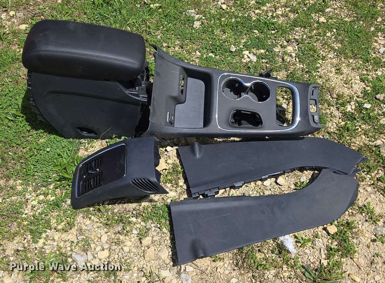 image for item ED1978 2018 Dodge Durango SSV SUV