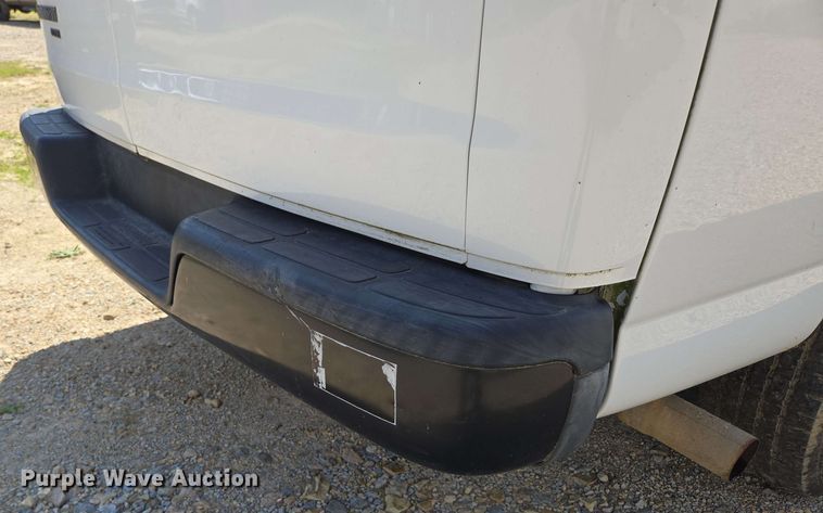 image for item ED1981 2013 Chevrolet Express 3500  van