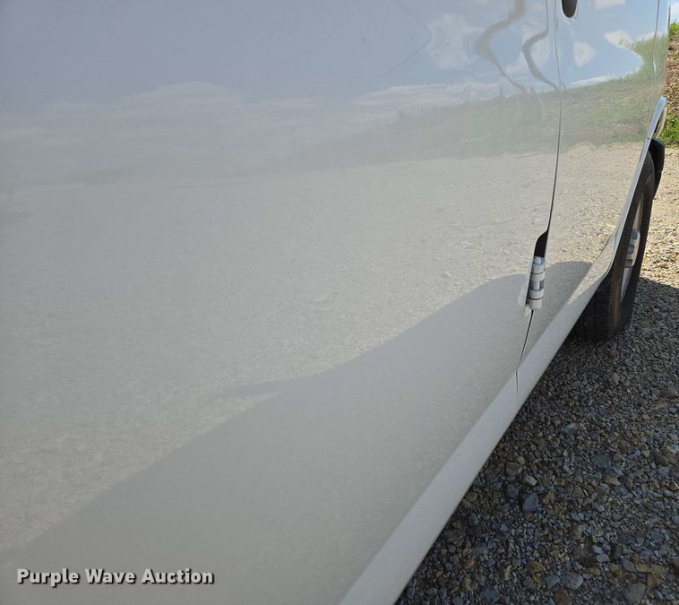 image for item ED1981 2013 Chevrolet Express 3500  van