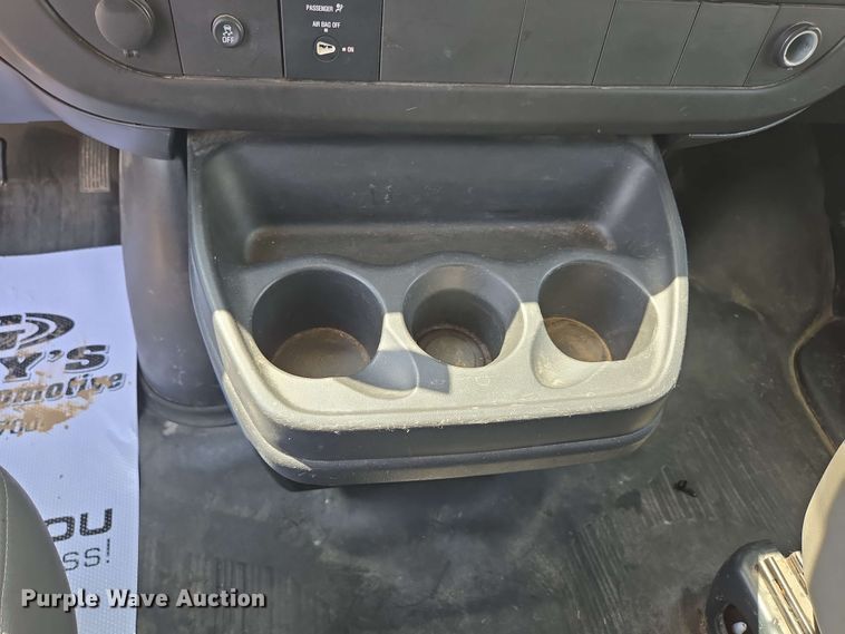 image for item ED1981 2013 Chevrolet Express 3500  van