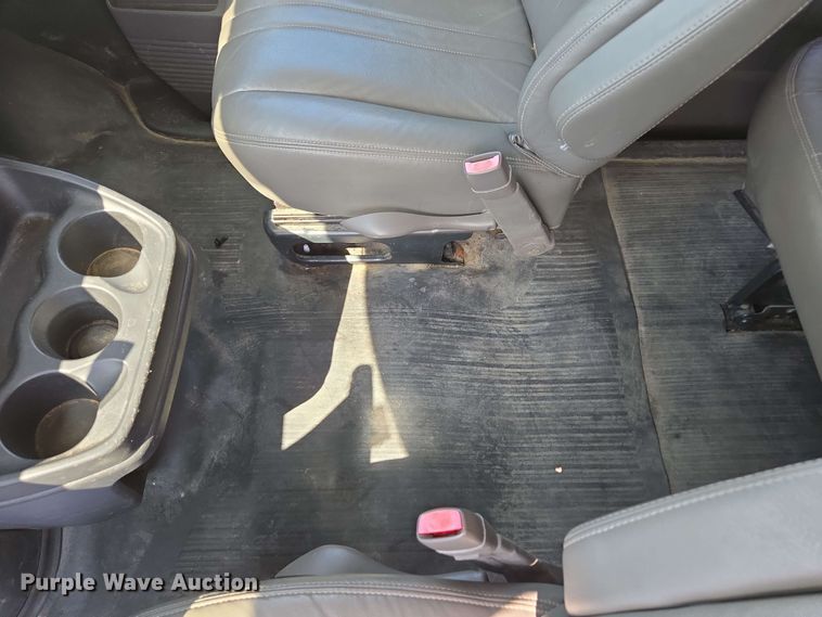 image for item ED1981 2013 Chevrolet Express 3500  van