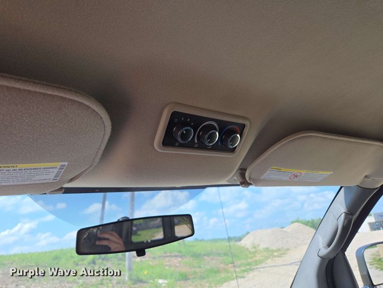 image for item ED1981 2013 Chevrolet Express 3500  van