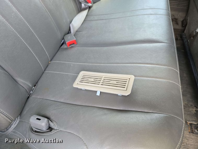 image for item ED1981 2013 Chevrolet Express 3500  van