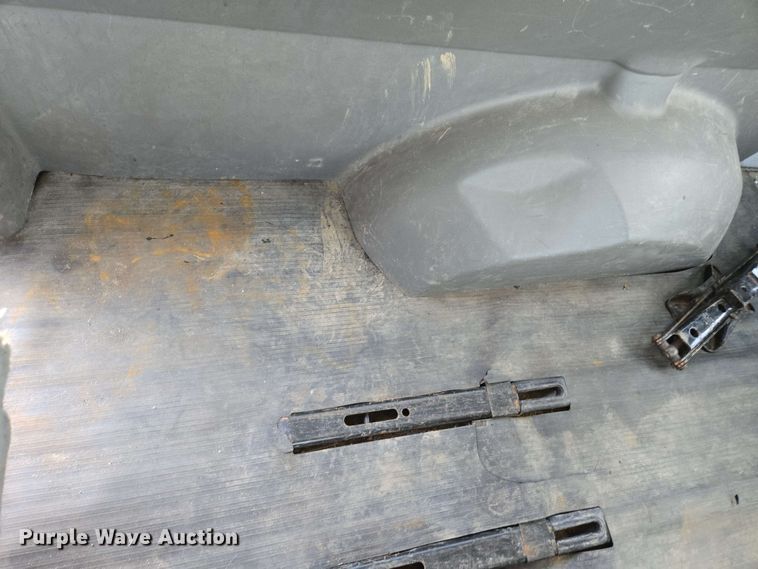 image for item ED1981 2013 Chevrolet Express 3500  van