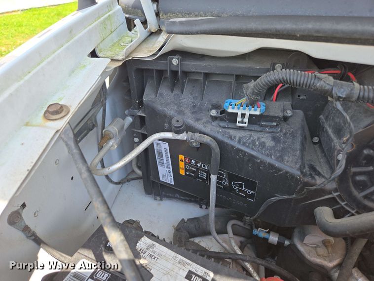 image for item ED1981 2013 Chevrolet Express 3500  van