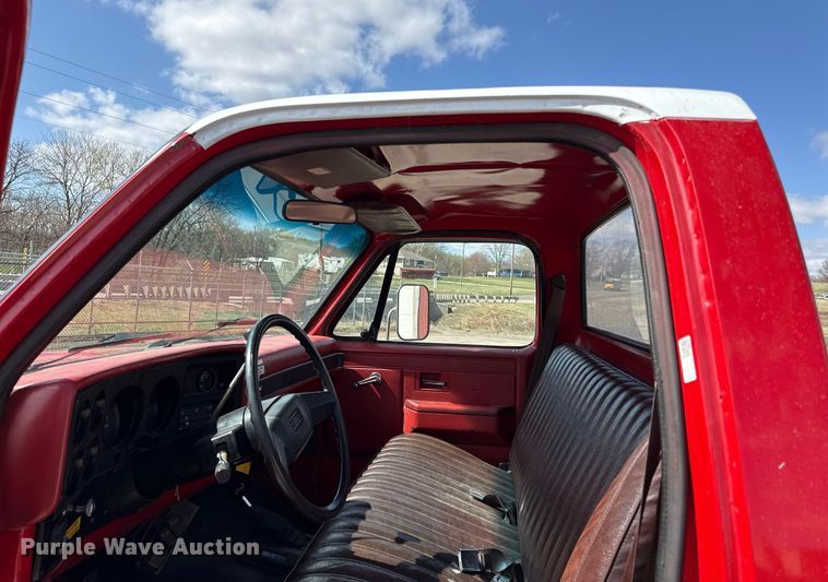 image for item ED4170 1985 Chevrolet K30 pickup truck cab and chassis