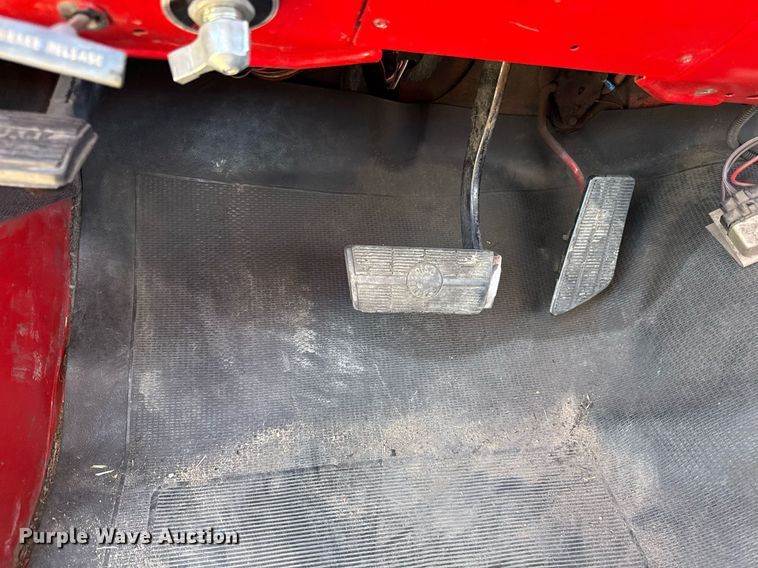 image for item ED4170 1985 Chevrolet K30 pickup truck cab and chassis