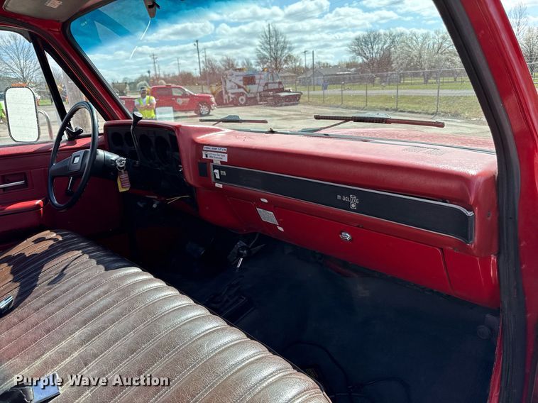 image for item ED4170 1985 Chevrolet K30 pickup truck cab and chassis