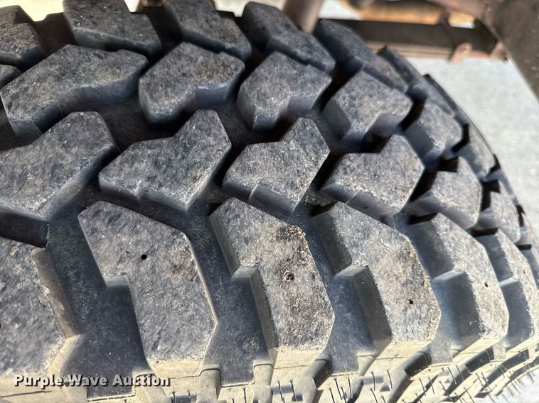 image for item ED4170 1985 Chevrolet K30 pickup truck cab and chassis