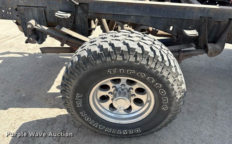 image for item ED4170 1985 Chevrolet K30 pickup truck cab and chassis